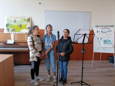 Национална програма "Заедно в изкуствата и в спорта" 	 - ОбУ Христо Ботев - Семчиново, Септември